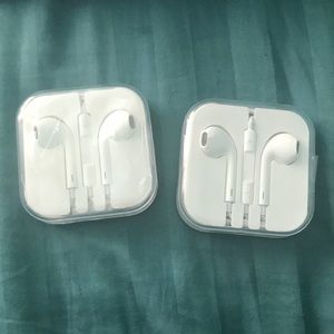 I phone 7 headphones with the lightning cord